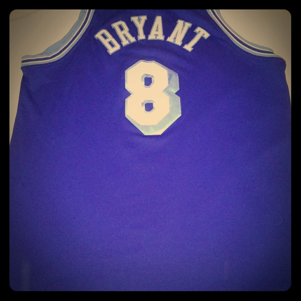 Koby Bryant Los Angeles Lakers #8 swingman jersey